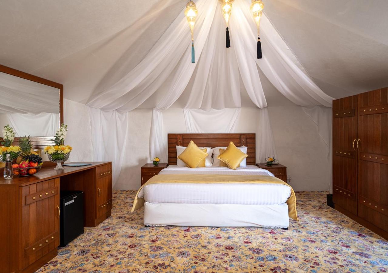 Regency Sealine Camp Hotel Mesaieed Exterior photo