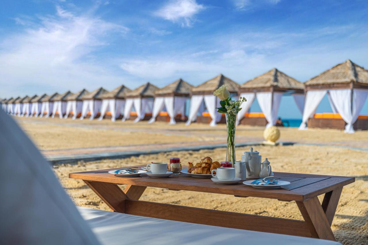 Regency Sealine Camp Hotel Mesaieed Exterior photo