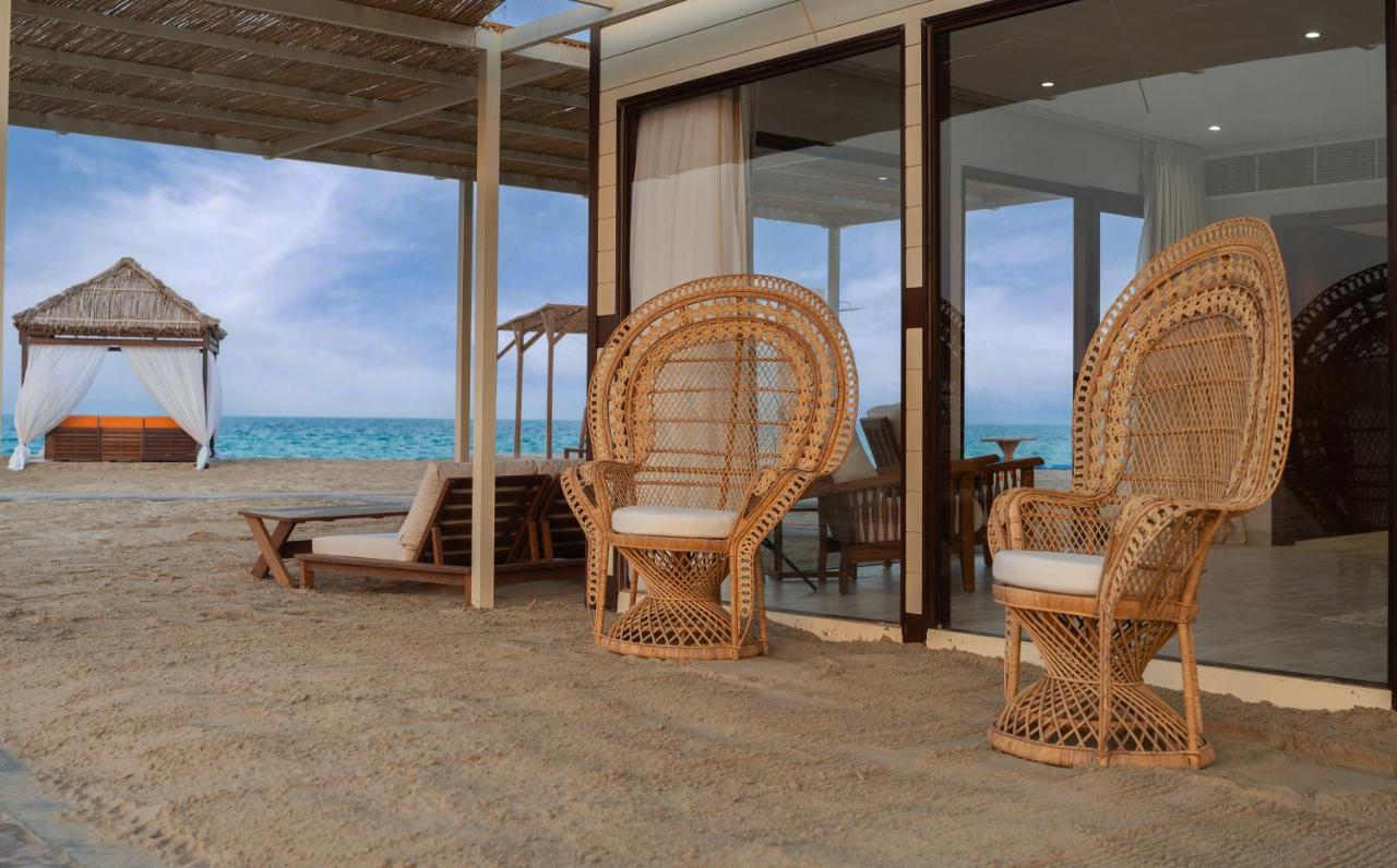 Regency Sealine Camp Hotel Mesaieed Exterior photo